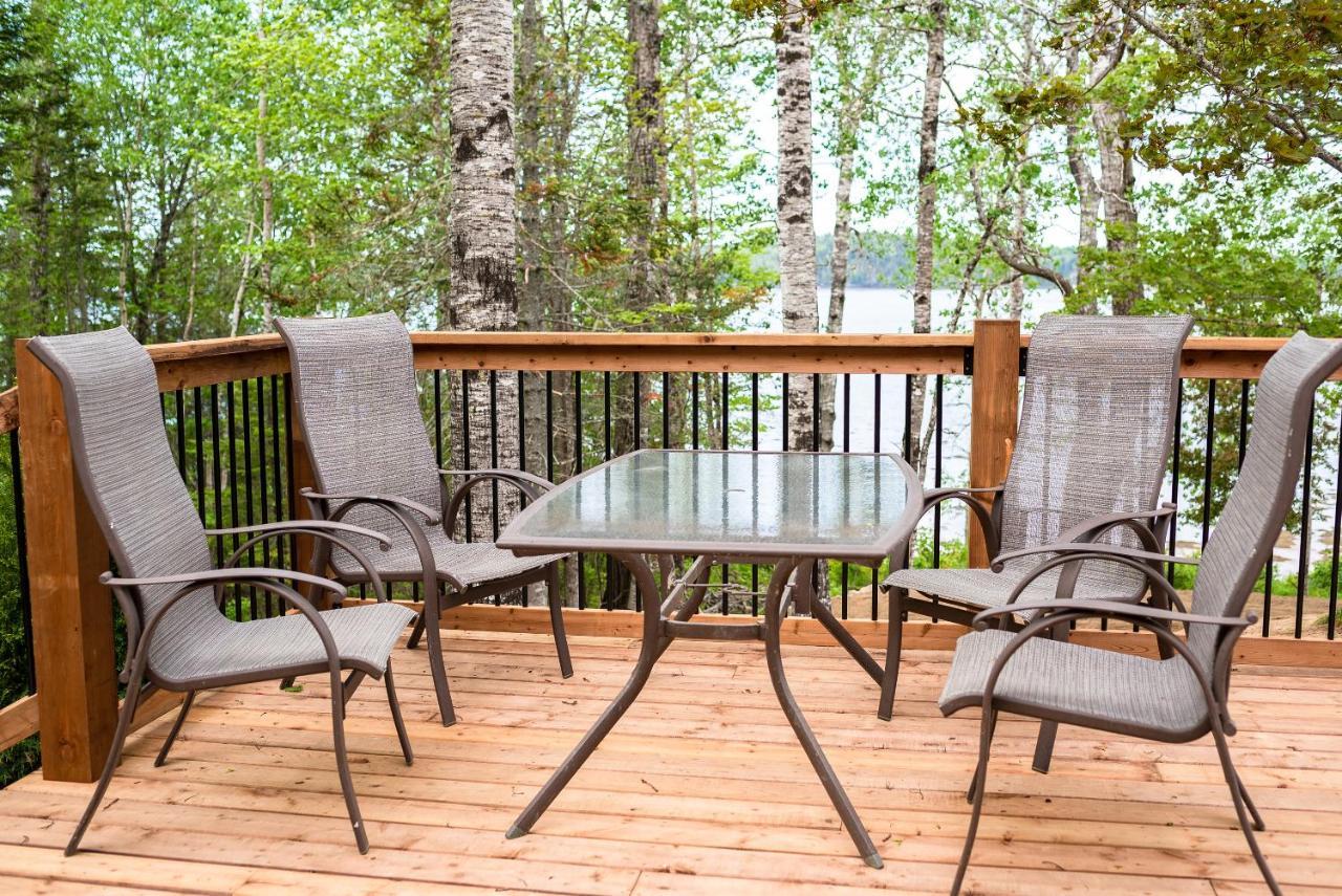 Woodhaven - Seaside Accommodations Waweig Buitenkant foto