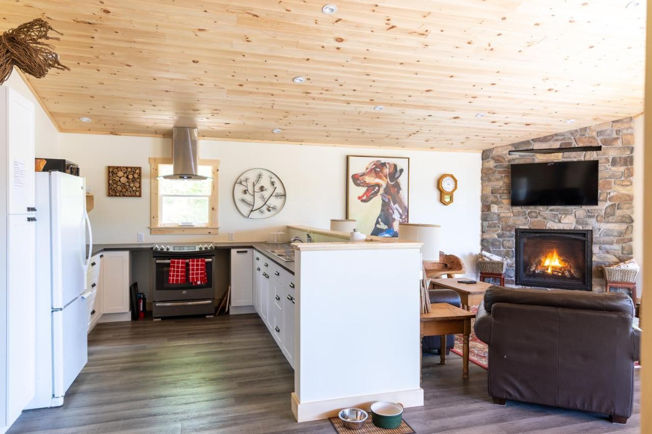 Woodhaven - Seaside Accommodations Waweig Buitenkant foto